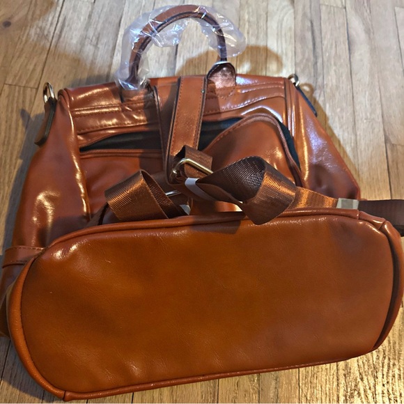 Cluci Brown Leather Backpack Purse - Picture 2 of 6